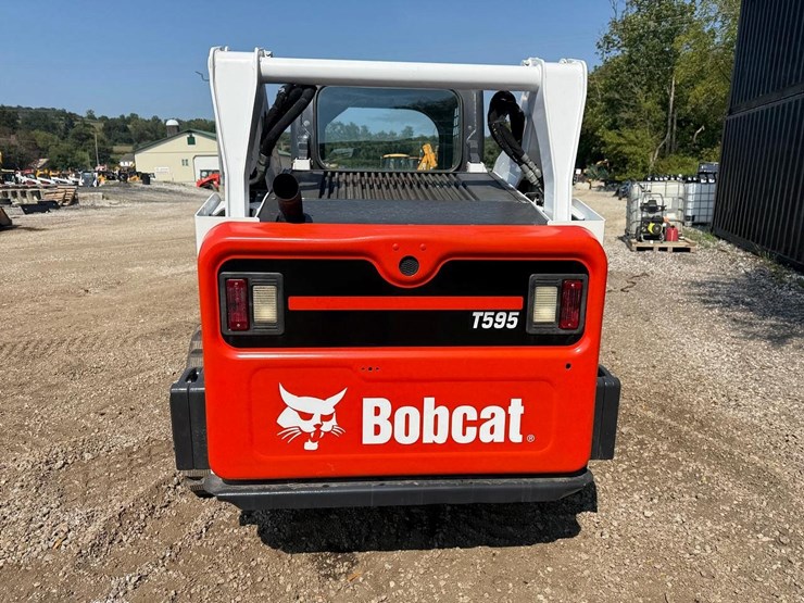 2019-bobcat-t595-image-3