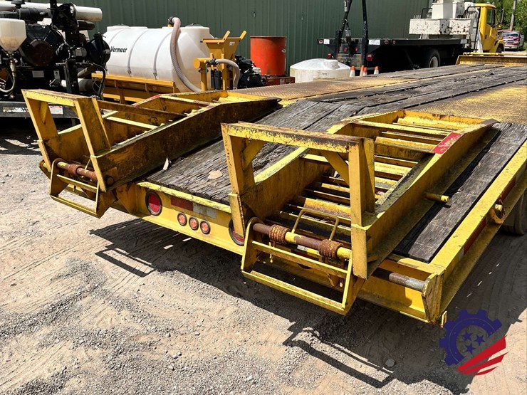 2018-better-built-22.5t-dual-t/a-equipment-trailer-image-20