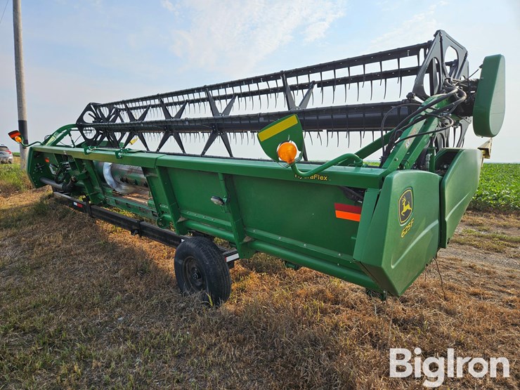 2012-john-deere-625f-image-7