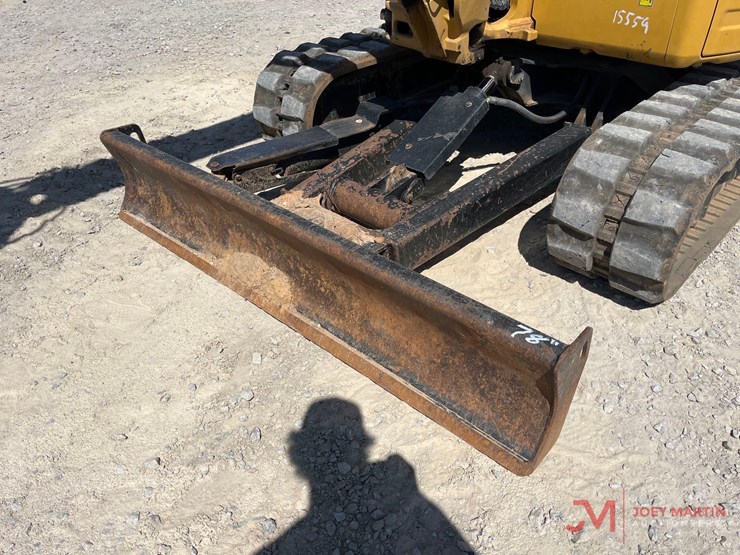 2016-caterpillar-305.5e2-cr-image-7