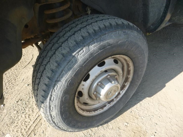 2001-dodge-ram-2500-image-11