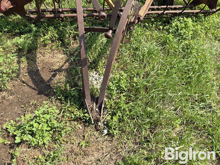 new-holland-55-image-19