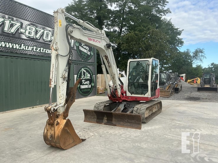 2015-takeuchi-tb290-image-8