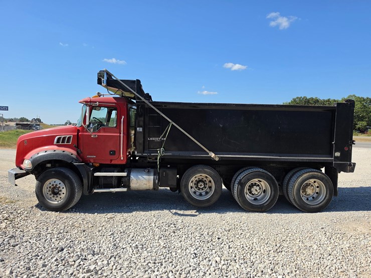 #26510-•-2006-mack-ct713-triaxle-dump-truck-image-4