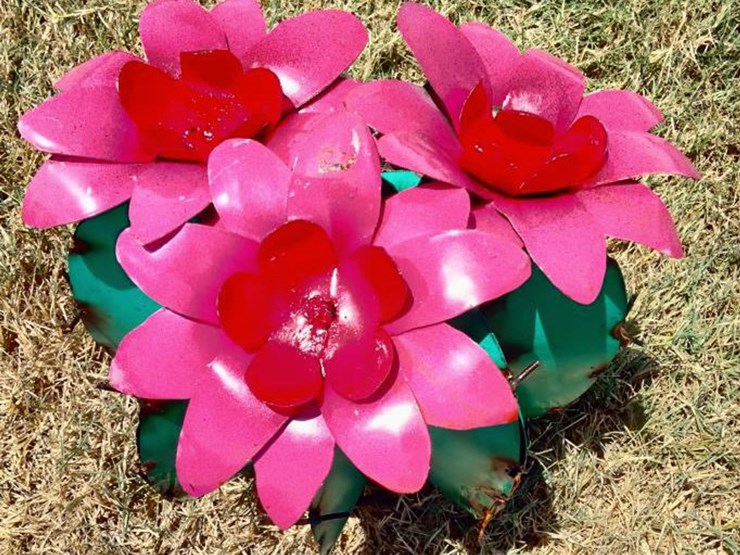 #112-•-metal-art---medium-blue-cactus-w/pink-flower-image-2