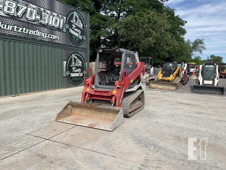 2022-takeuchi-tl10v2-image-8