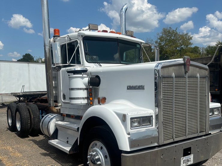 1996-kenworth-w900-image-1