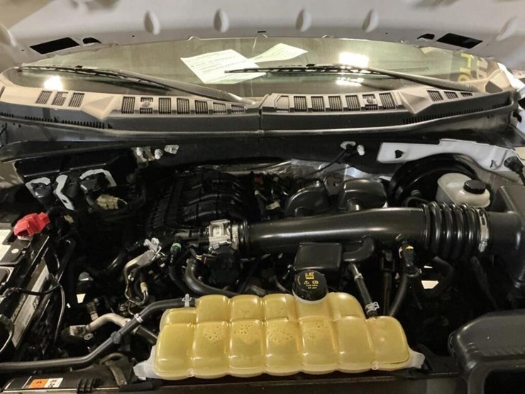 2020-ford-f150-image-10