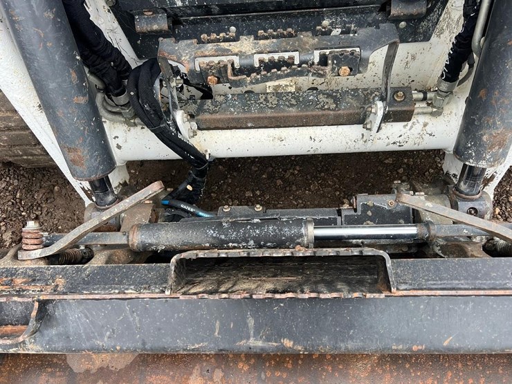 2024-bobcat-t66-image-11