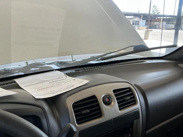 2005-chevrolet-colorado-image-18