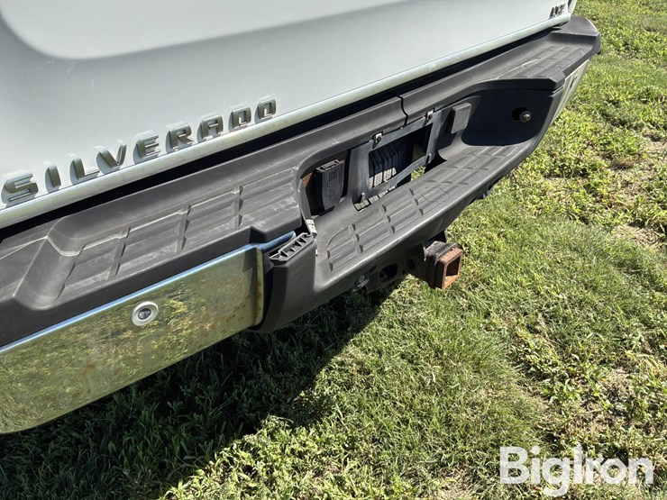 2013-chevrolet-silverado-2500-image-18