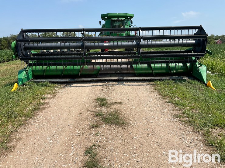 1989-john-deere-920-image-2