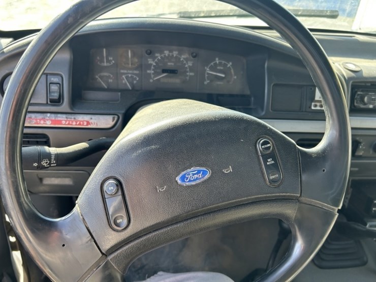 1993-ford-f350-image-25