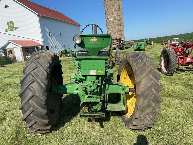 john-deere-70-image-4