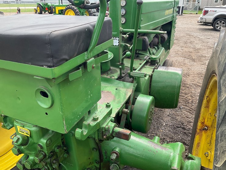 1950-john-deere-a-image-16
