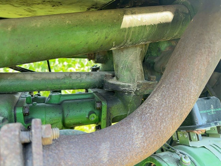 john-deere-70-image-26