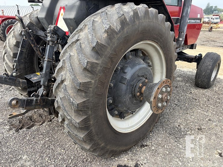 1991-case-ih-7110-image-9