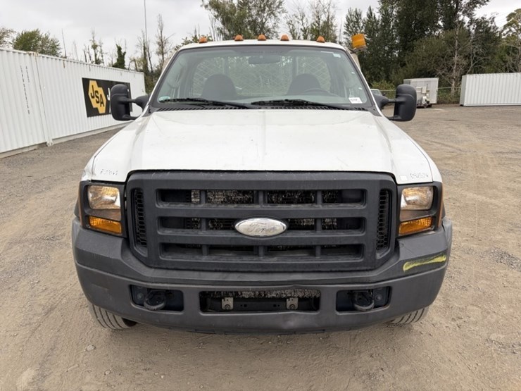 2006-ford-f450-image-8