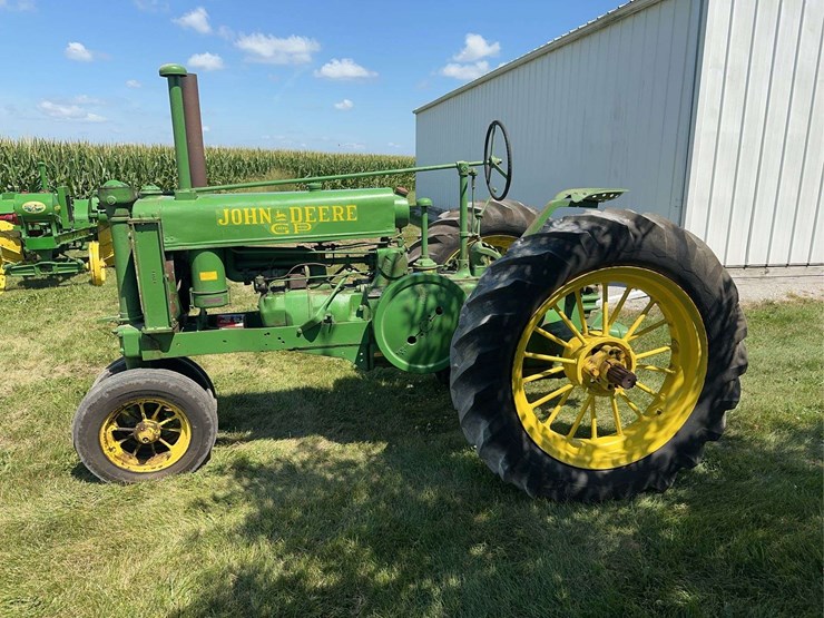 john-deere-g-image-2