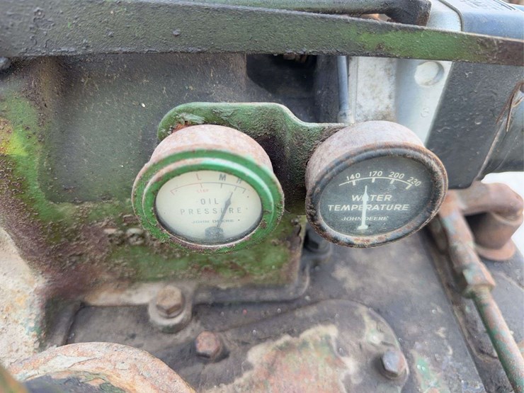 john-deere-b-image-21