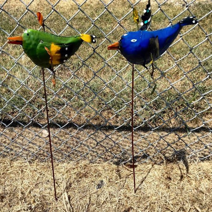 #114 • Metal Art - (2) In Gound Blue & Green Birds