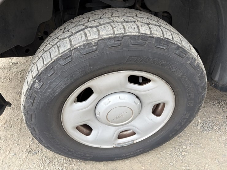 2009-ford-f150-xl-image-15