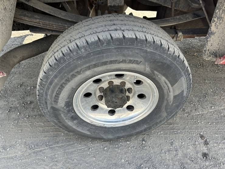 2002-ford-f350-xlt-image-12