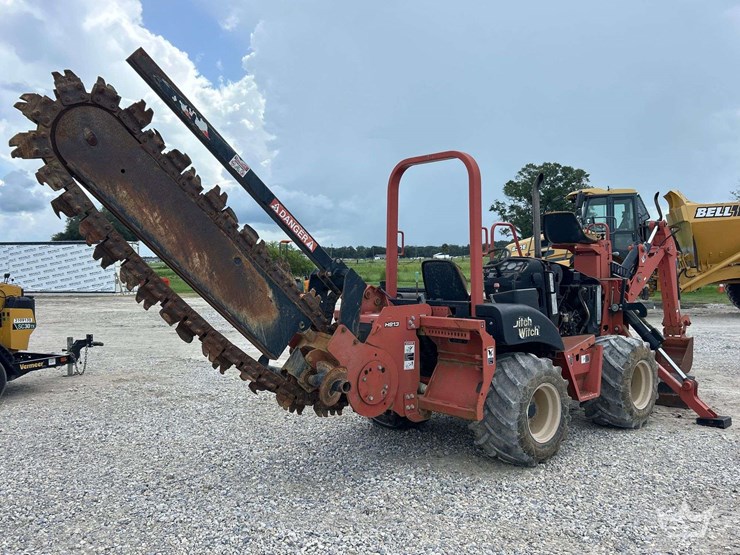 2012-ditch-witch-rt80-image-3