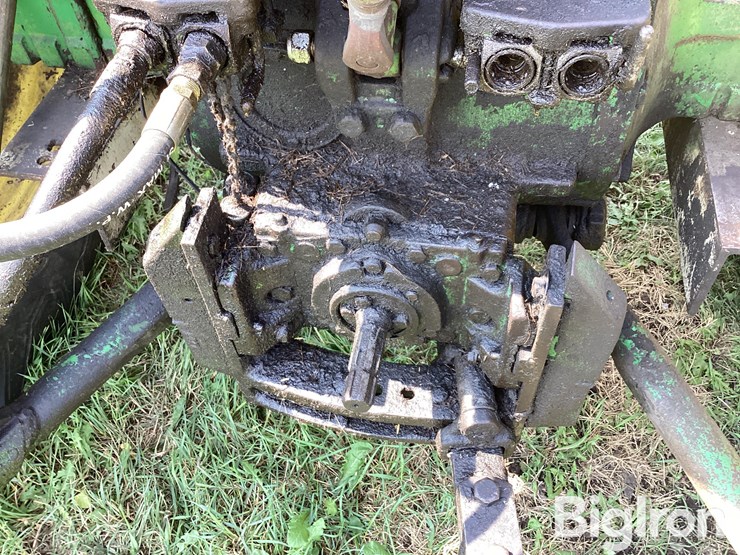 1961-john-deere-4010-image-11