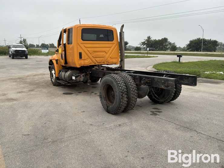 2019-massey-ferguson-730-image-7