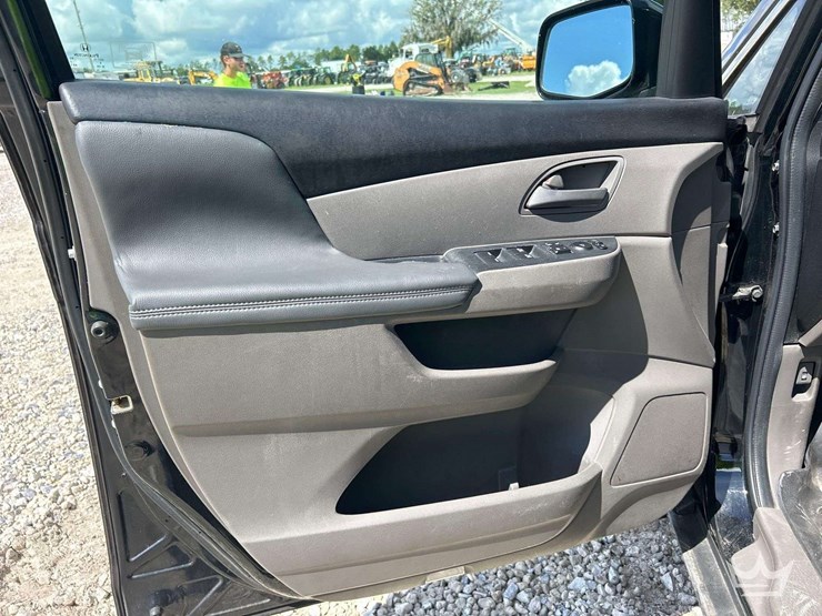 2011-honda-odyssey-image-10