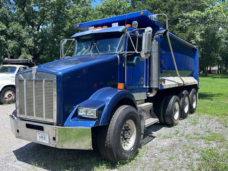2005-kenworth-t800-image-1