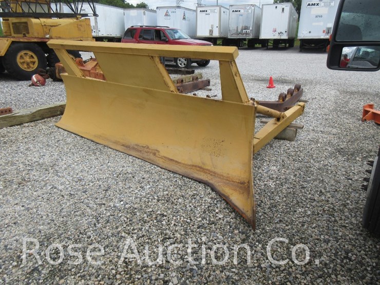 komatsu-d65-image-1