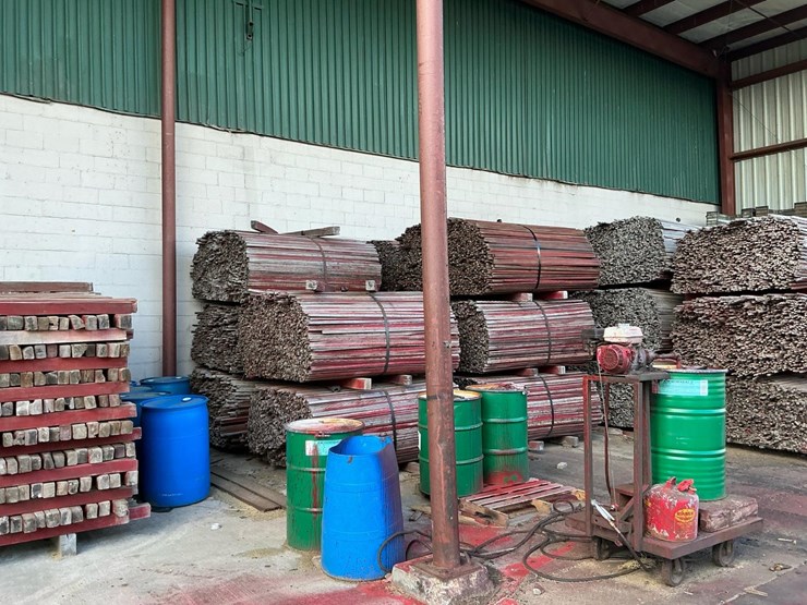 #151-•-fluted-apitong-lumber-sticks-image-8