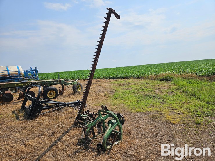 john-deere-350-image-1