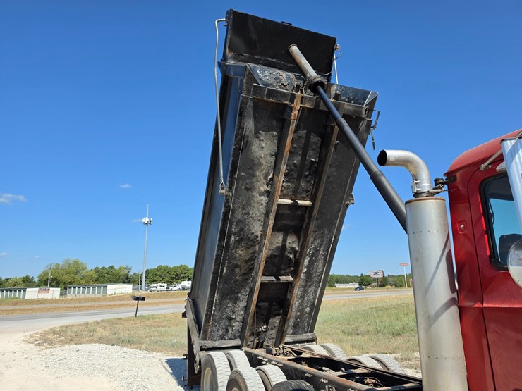 #26510-•-2006-mack-ct713-triaxle-dump-truck-image-28