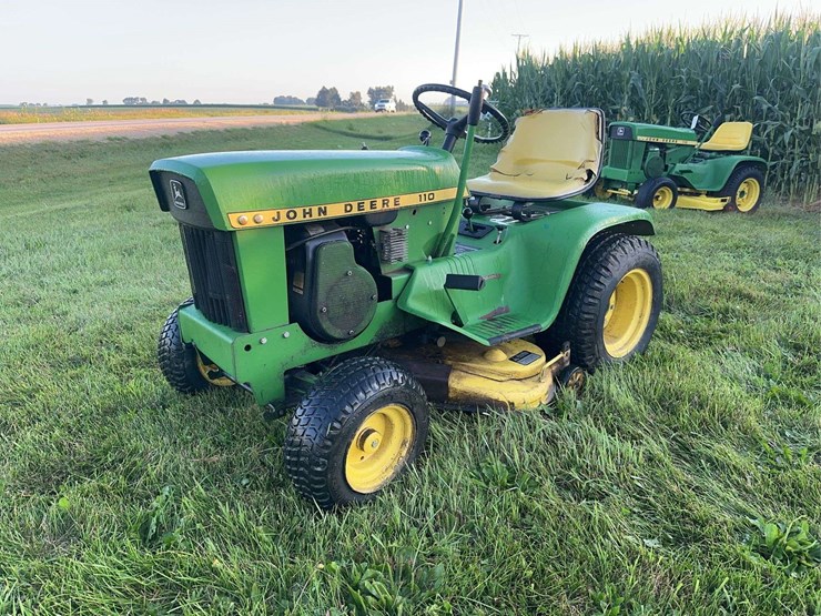 john-deere-110-image-1