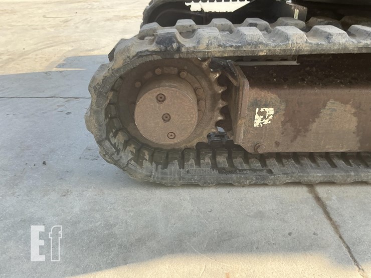 2010-caterpillar-303.5c-cr-image-10