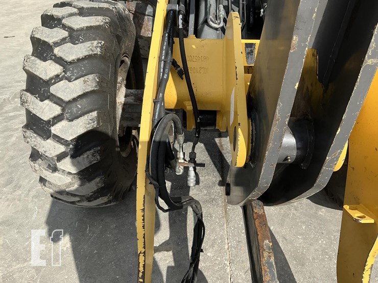 2021-new-holland-w80c-image-11