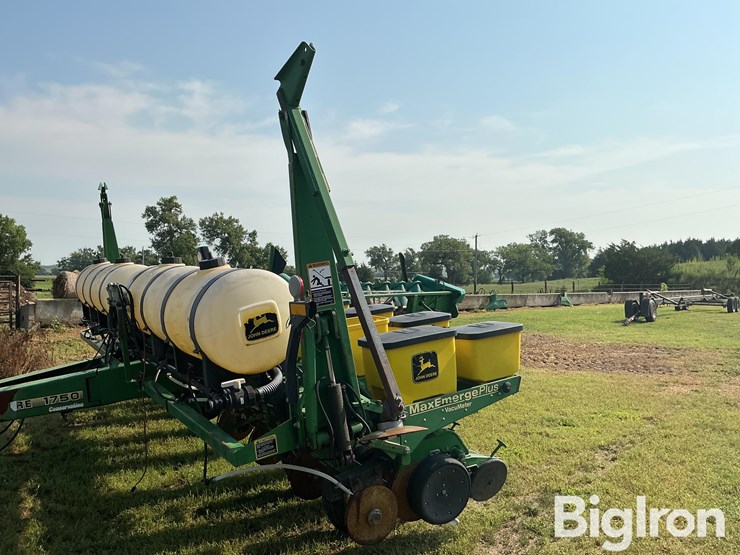 john-deere-1750-image-14