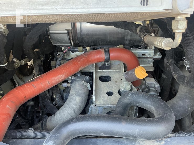2019-takeuchi-tl12v2-image-18
