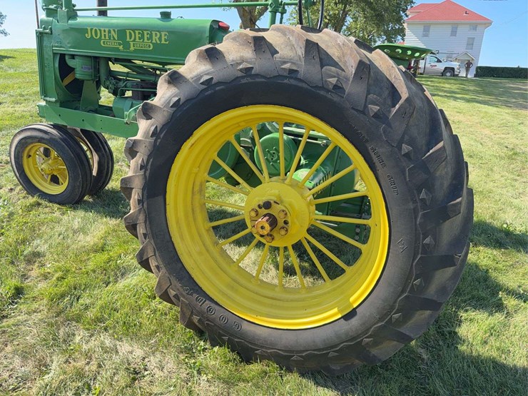 john-deere-a-image-11