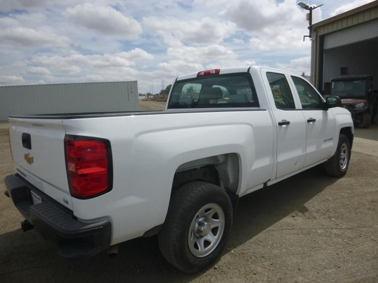 2019-chevrolet-1500-image-3