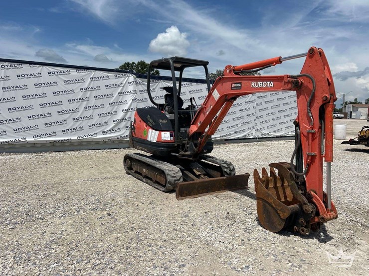 kubota-kx71-3-image-2