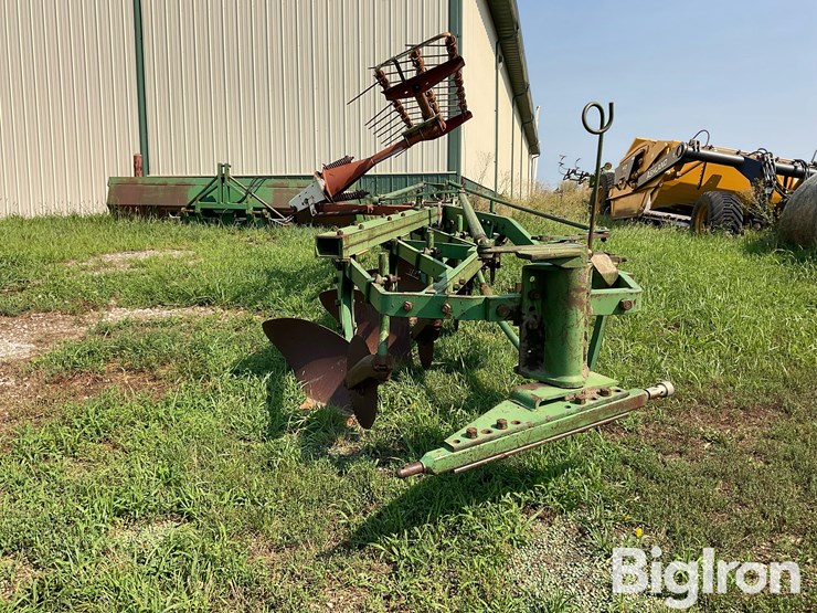 john-deere-5-image-2