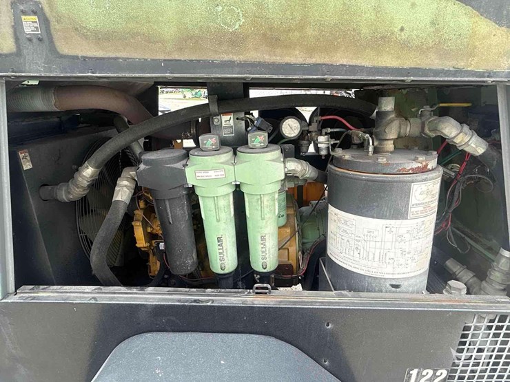 2006-sullair-towable-air-compressor-image-5