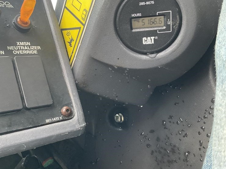 2012-caterpillar-it14g2-image-15