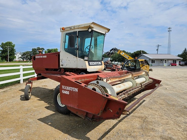 hesston-6450-image-7