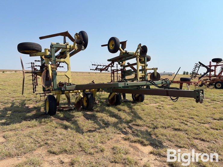 noble-32’-field-cultivator-image-3