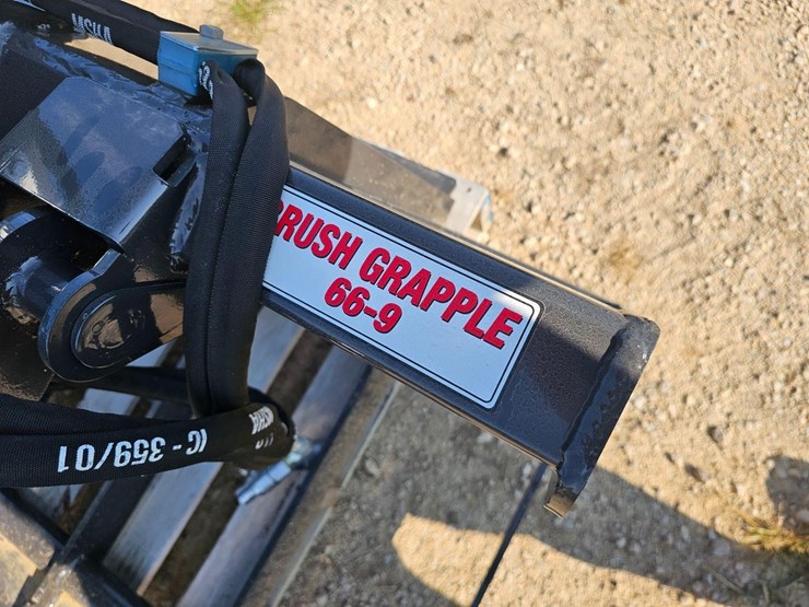stout-66-9-grapple-bucket-image-3